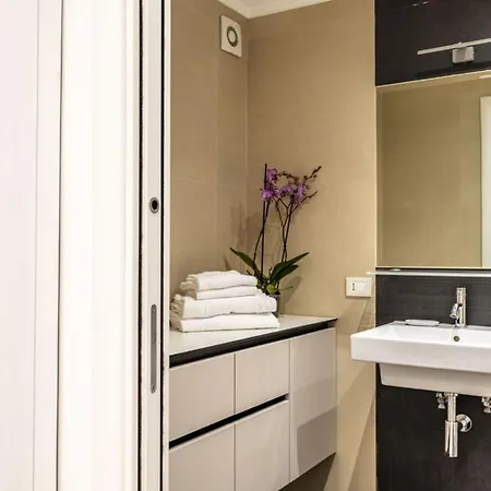 Trastevere By Interhome * Rom