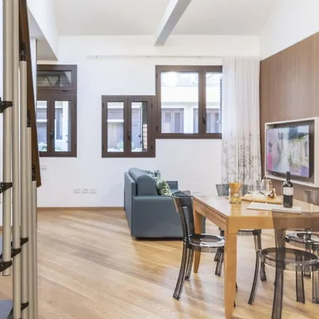 Trastevere By Interhome * Rom